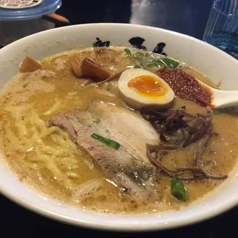 (らーめん初代 社)