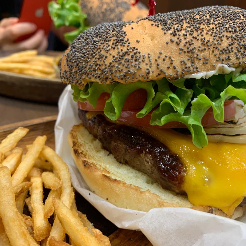 BBQ厚切チェダーチーズバーガーセット(クアアイナ 三井アウトレットパーク滋賀竜王店 （KUA'AINA）)