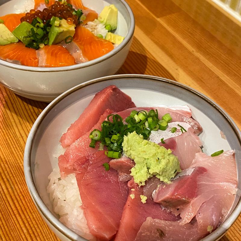 かんぱちとまぐろの二食丼(寅鈴)