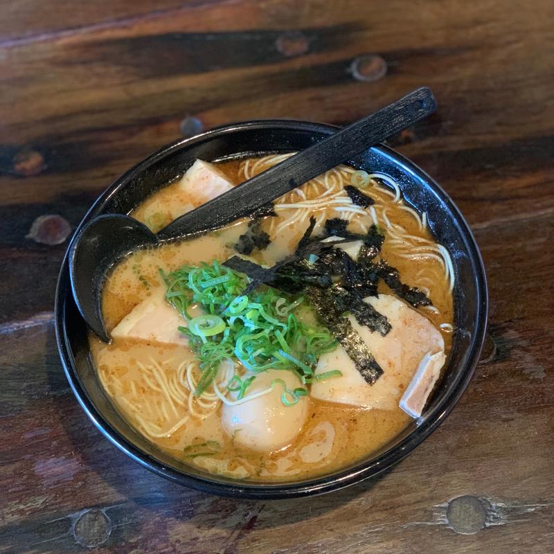 黒とんこつラーメン(あすの澪)