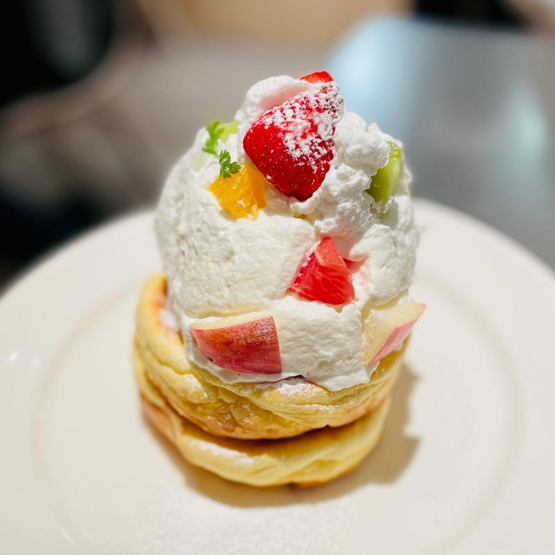 季節のフルーツパンケーキ(レインボーパンケーキ 西武池袋店)