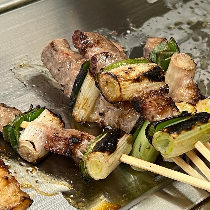 牛カルビ(秋吉 なんば店 （あきよし）)