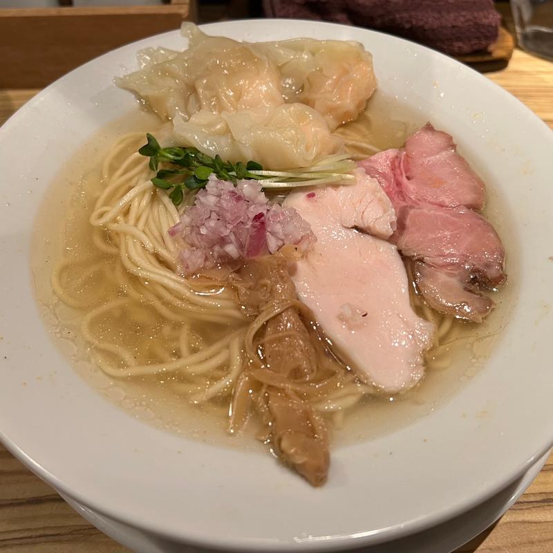 塩らぁめん：えびワンタンメン(麺屋百式 西小山本店)