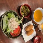 特上親子丼(鳥つね自然洞 （とりつねしぜんどう）)