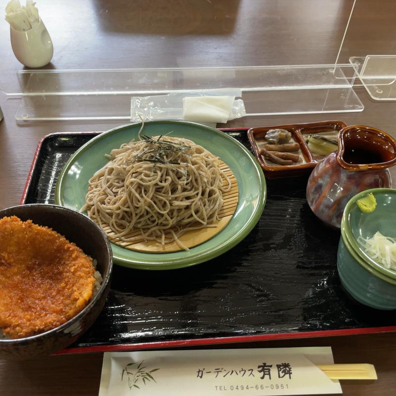 さるそばと小わらじかつ丼のセット(ガーデンハウス有隣)