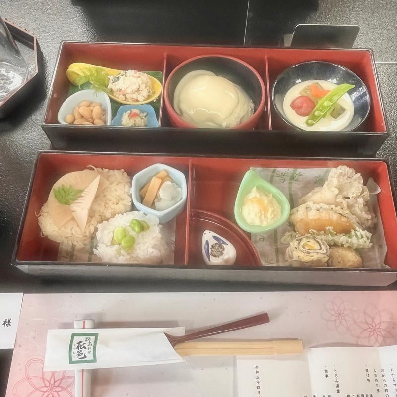 (とうふ料理 松邑 （まつむら）)
