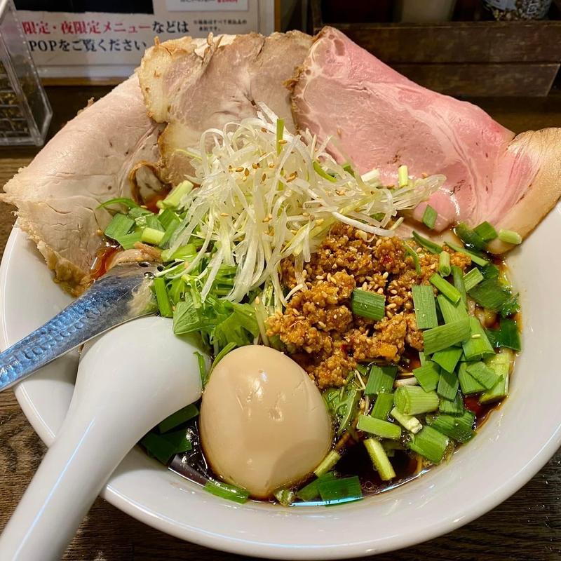 ブラックにらそば 肉増(麺屋 信成)