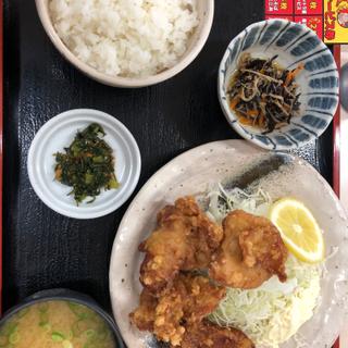 唐揚げ定食(佐久平PAハイウエイショップ 下り店 （パーキングエリア）)