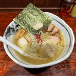 ワンタンメン（塩）(麺心あしまる)