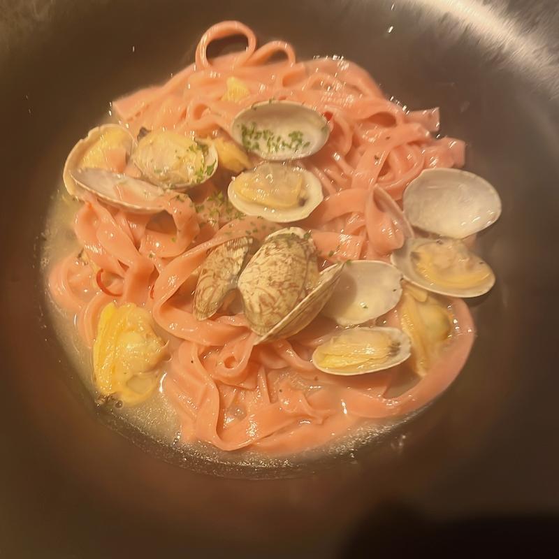 桜フィットチーネのボンゴレビアンゴ(アムール)