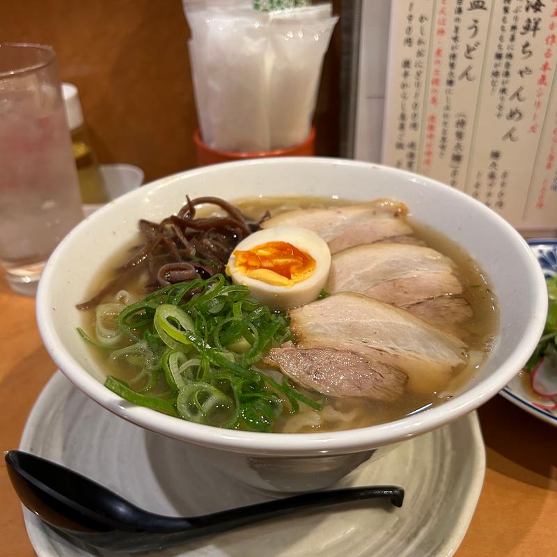 醤油鳥そば(海猫屋 天神店)