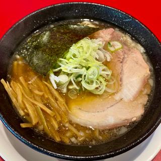イッちゃん醤油らぁ麺(noodle shop イッ豚)