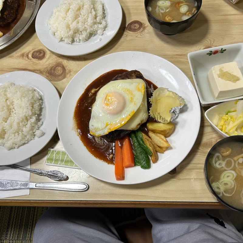 ハンバーグチーズ焼き定食(日多地 )