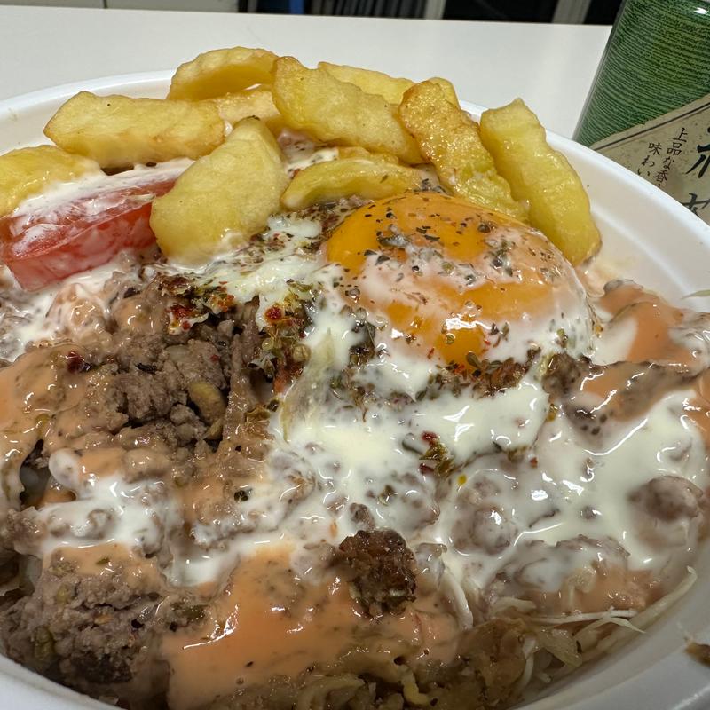 ケバブ丼(ビーフ)(EFELIF KEBAB)