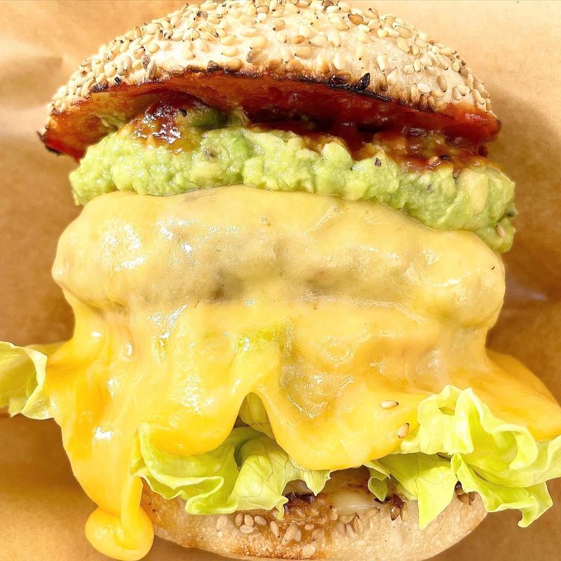 アボガドチーズバーガー(自由が丘バーガー 本店)