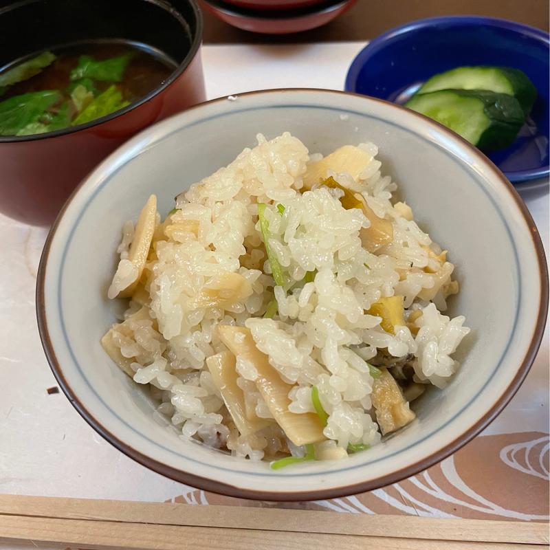 あわびとたけのこのごはん(ひびの )