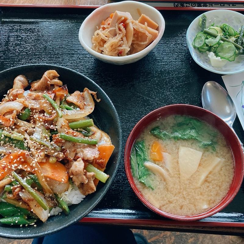 スタミナ焼肉(イースト・ロード )