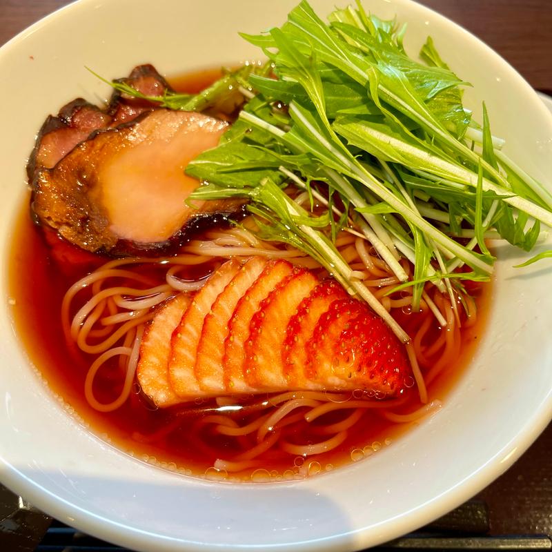 いちご農家のいちごラーメン(ル・フカサク )