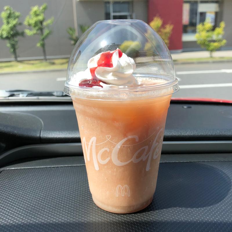 ももとストロベリーのフラッペ(マクドナルド 八潮駅前店)