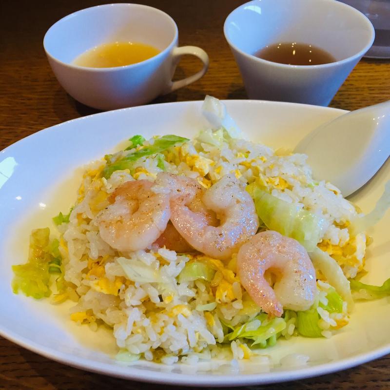 海老とレタスの炒飯(家常菜 博朱)