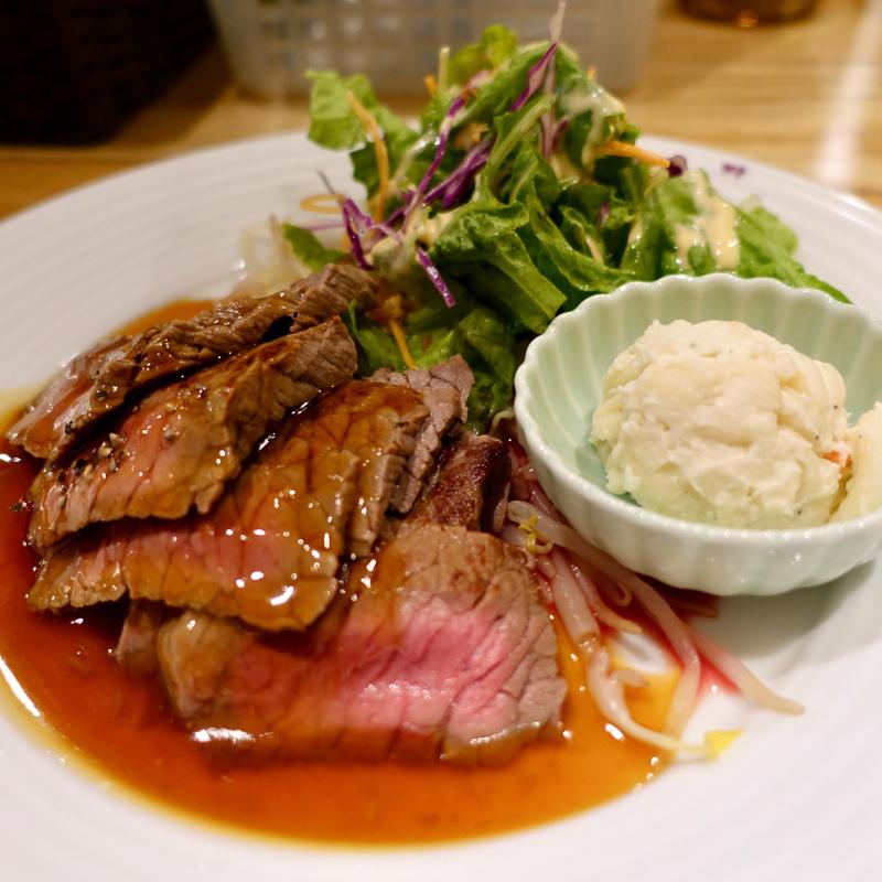 ステーキランチ(GRIDDLE FORCE 逸楽 （グリドルフォース イツラク）)