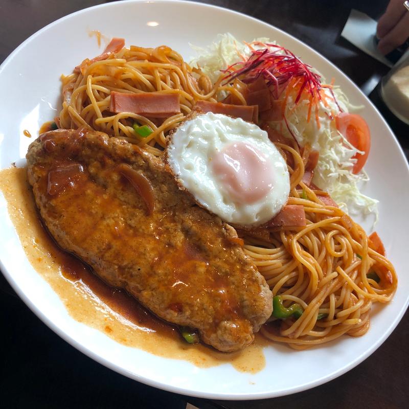 ハンバーグナポリタン(喫茶屋 かしさ)