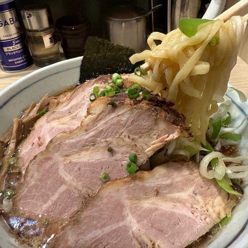 醤油葱チャーシューめん(はな火屋 （はなびや）)