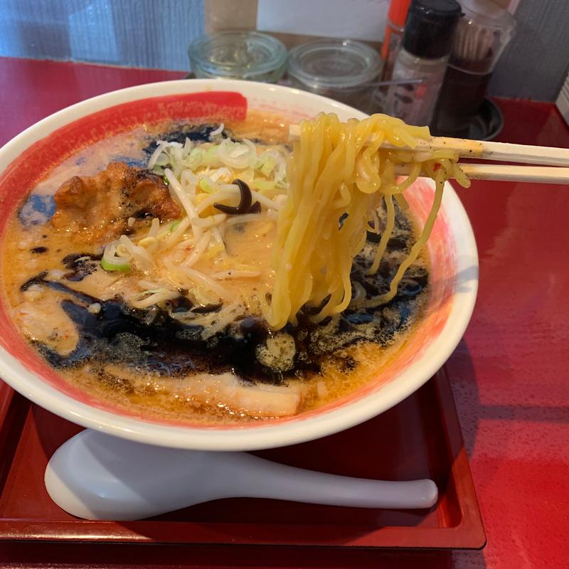 焦がしニンニク味噌ラーメン(らーめん　誼や)