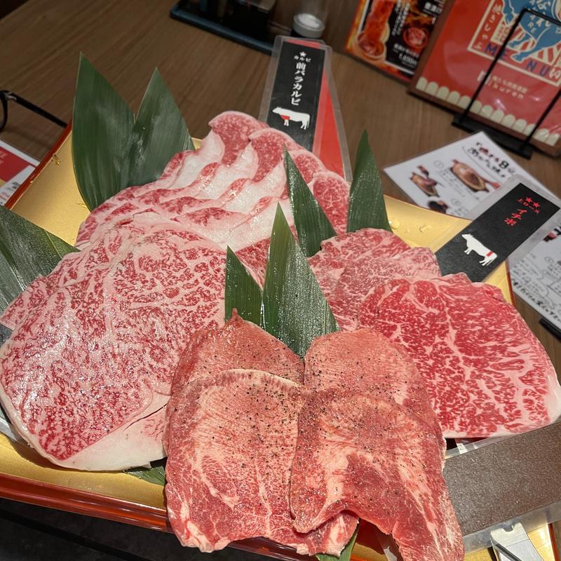飛騨牛 前バラカルビ 上タン 特上ロース イチボ(飛騨牛一頭買い 灯り家の「はなれ」)