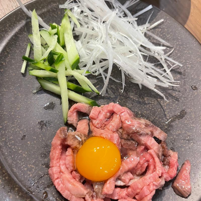 低温調理飛騨牛ユッケ(飛騨牛一頭買い 灯り家の「はなれ」)