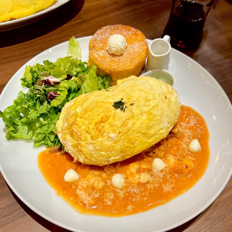 スフレオムライスプレート(サロン卵と私)