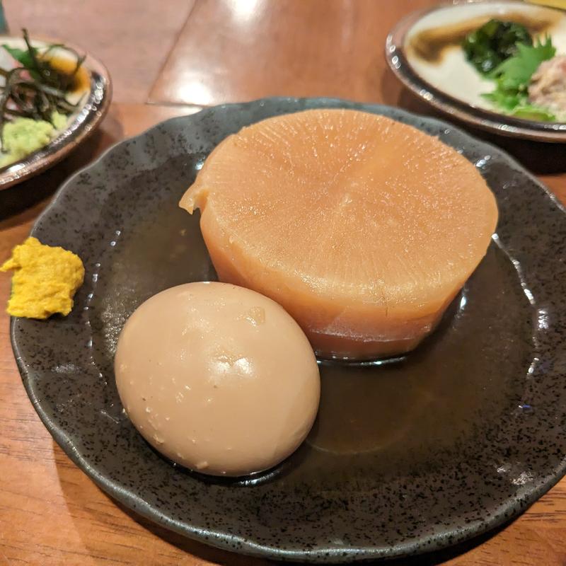 大根煮、卵煮(大衆酒場こいさご)