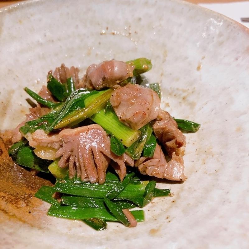 砂肝とわけぎの黒胡椒炒め(みこし鶴一 )