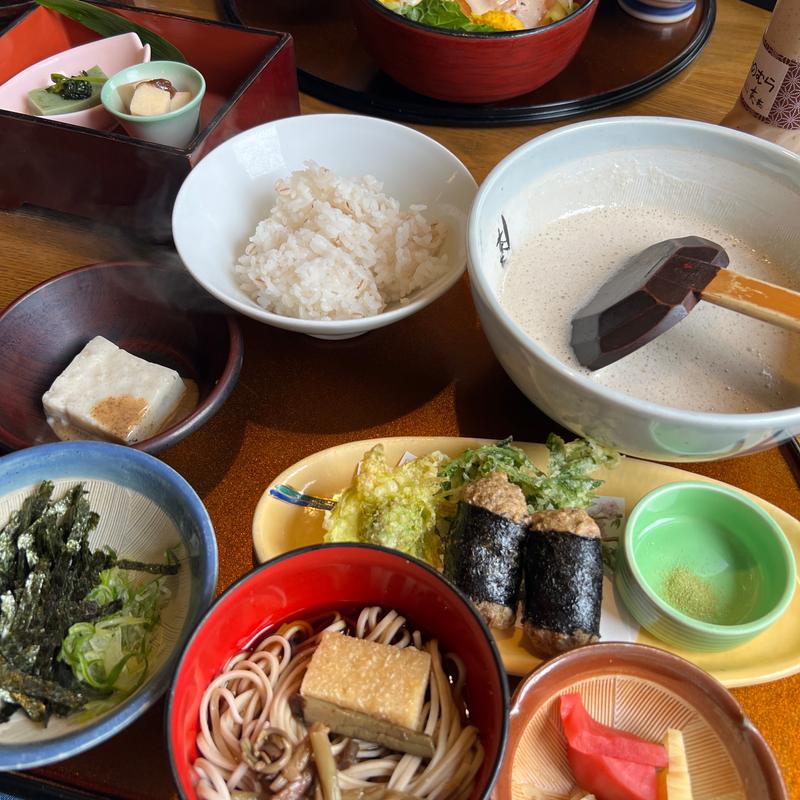 とろろ御膳　竹(茶茶 )