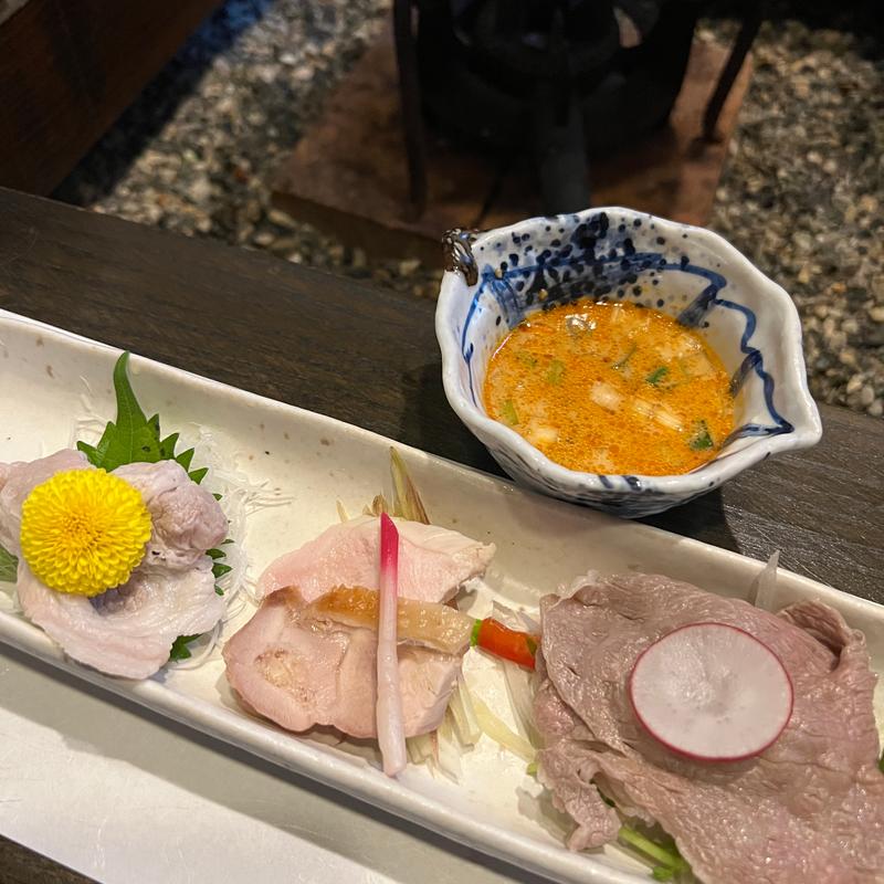 飛騨牛 飛騨ポーク 美濃地鶏 3種盛り(槍見館 （やりみかん）)