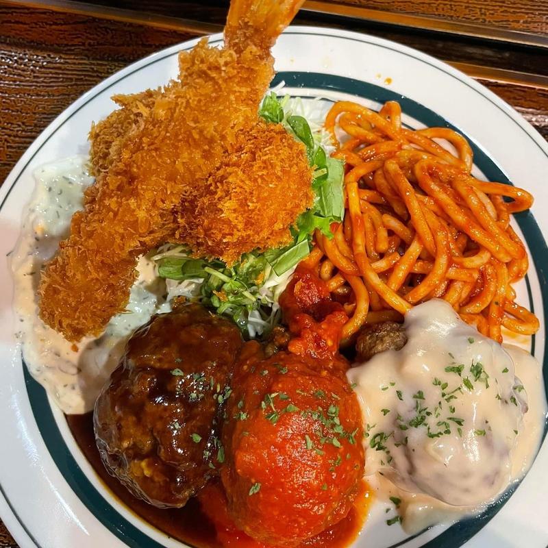 ハンバーグ定食(キッチンあずま)