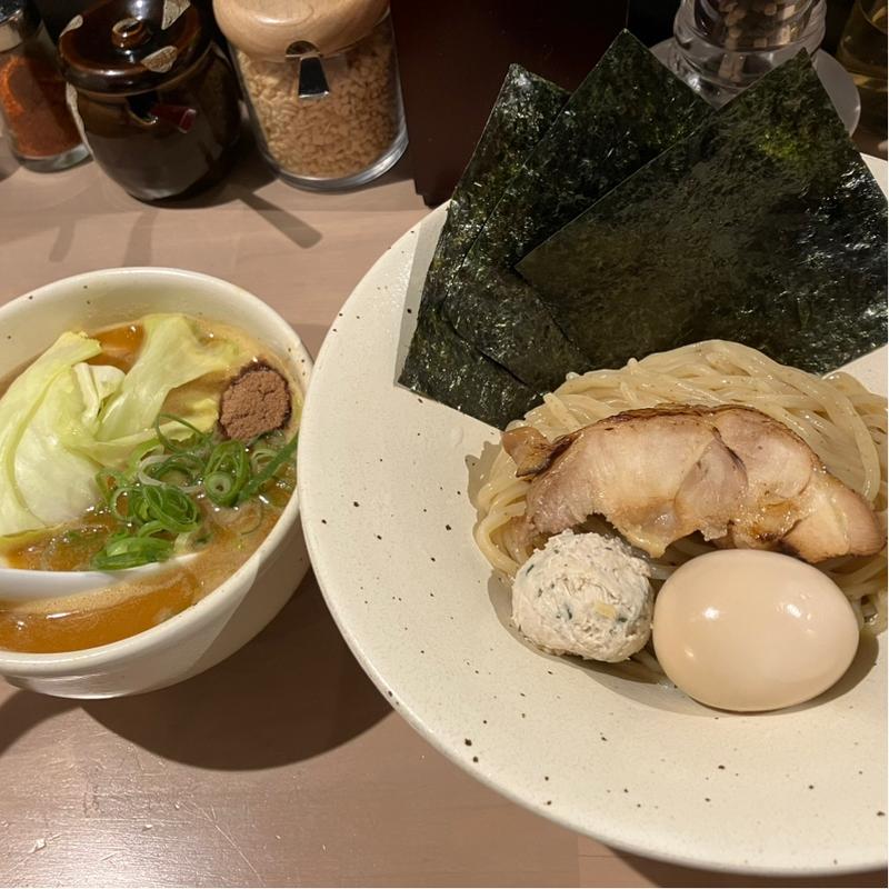 特製辛つけ麺(新宿ラーメン鶏そばかぐら屋)