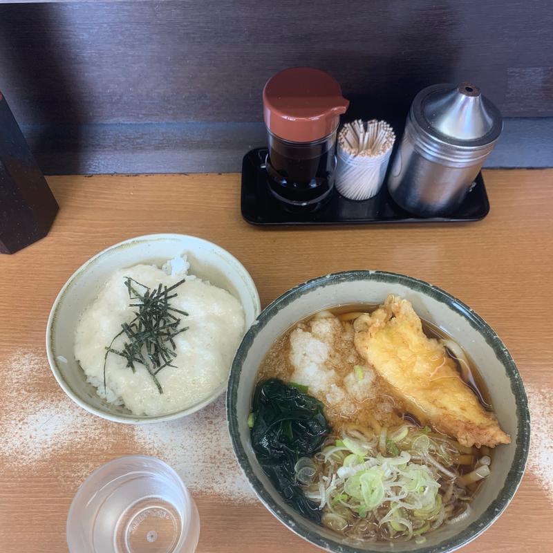 とろろめしセット（うどん）(どん八 生麦店)