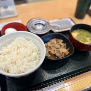 こだわり卵の牛小鉢朝食(なか卯 すすきの西店 )