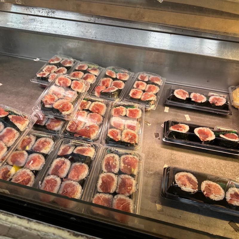 まぐろ巻き(おにぎり屋 築地 丸豊)