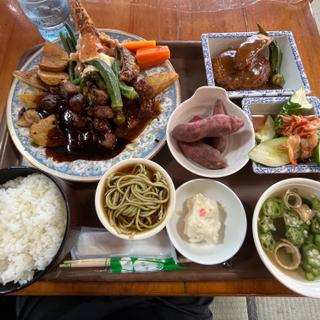 牛肉サイコロステーキ(レストラン岡倉 )