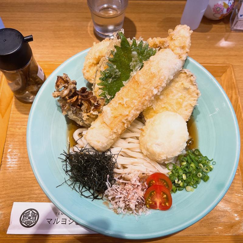 プレミアム天盛りぶっかけうどん(マルヨシ製麺所)