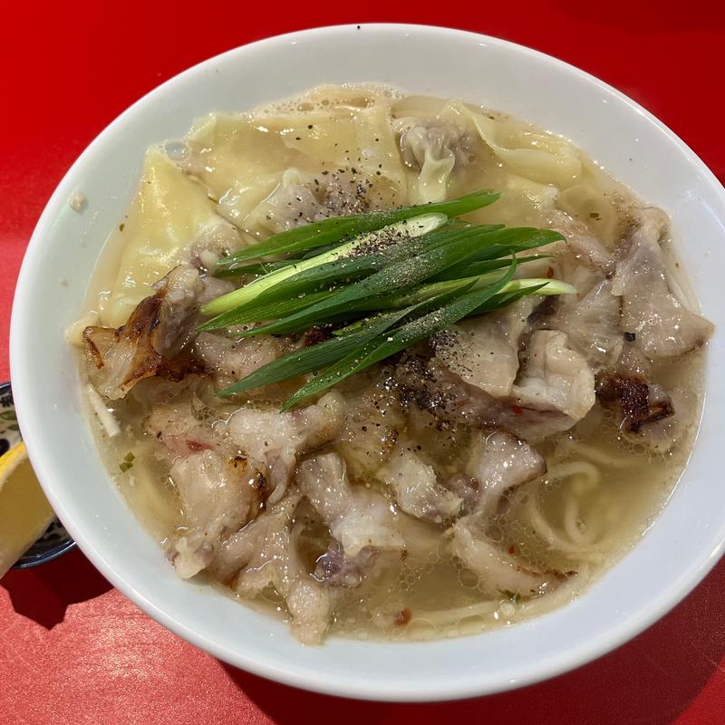 ワンタン入りホルモンスター〜塩レモン味〜(スターラーメン)