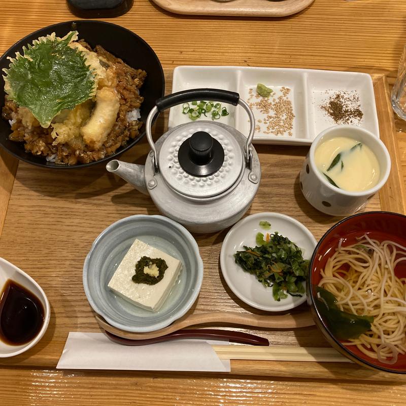 W穴子ひつまぶし丼(奥州ろばた センダイエキ天海 )