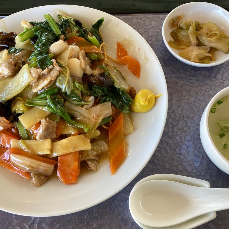 五目あんかけかた焼きそば(利府ゴルフ倶楽部 （利府ゴルフ倶楽部レストラン）)