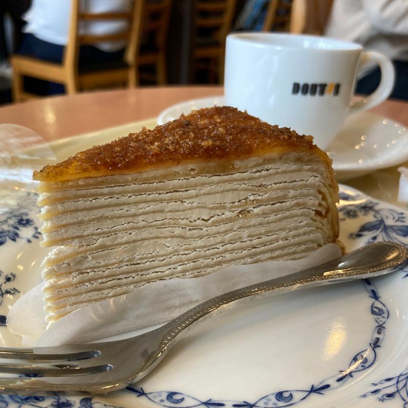 ブリュレ仕立ての黒糖ミルクレープ(ドトールコーヒーショップ 新川崎京急ストア店)