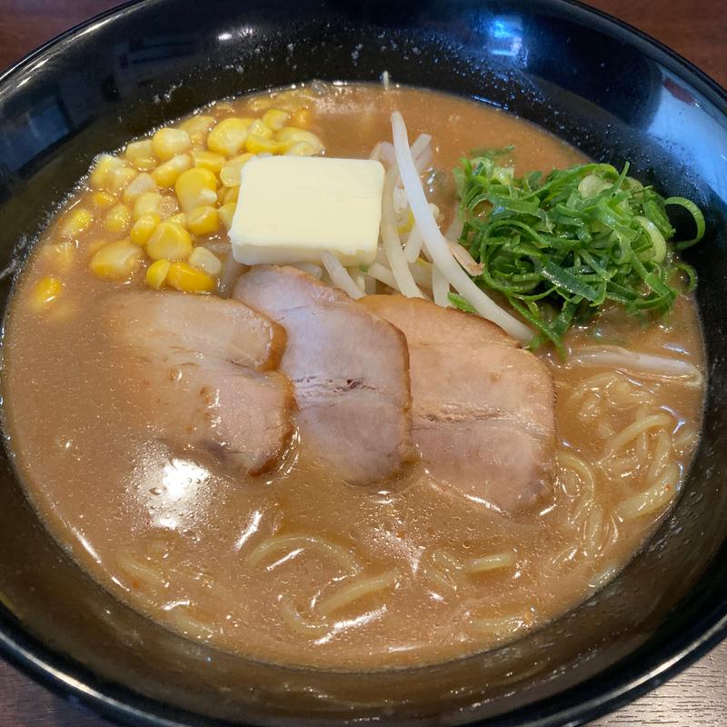 味噌バターコーンらーめん(らーめん とんとん)