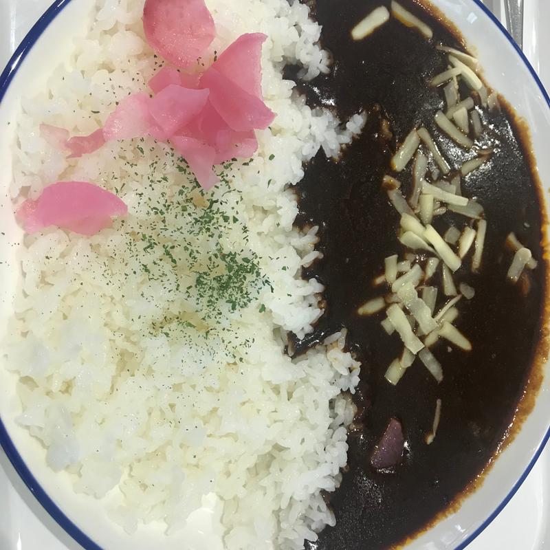 黒カレーチーズトッピング(からあげ専門店 からすけ)