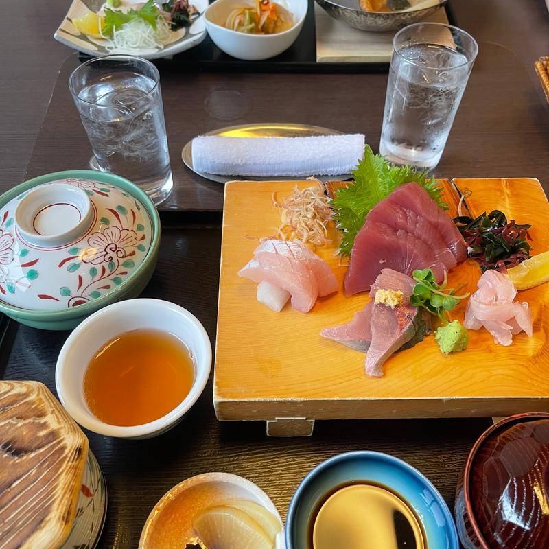 (新ロイヤルホテル四万十 )