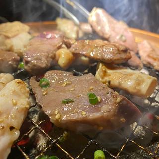 本日のホルモンミックス(牛ざんまい御器所店)